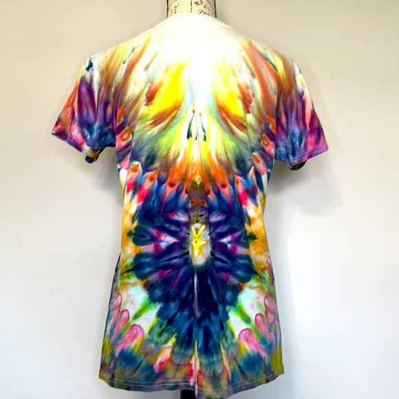 George | Multi Colored Tie-Died short Sleeve V-Neck T-Shirt | Size Small - Picture 4 of 9